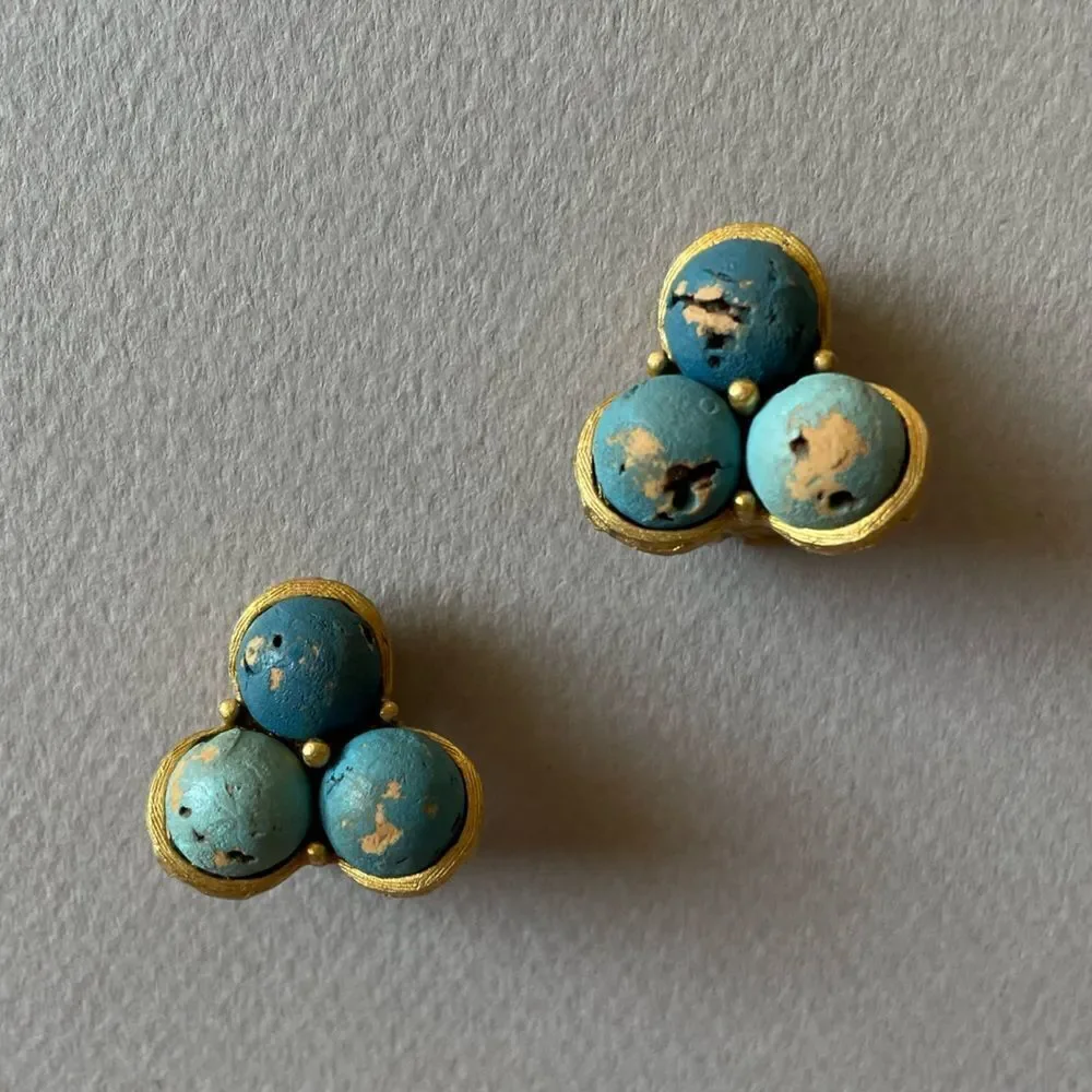 Gold and Blue Cluster Earrings M382